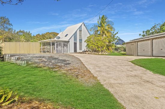 14 Heritage Drive, Glass House Mountains, Qld 4518