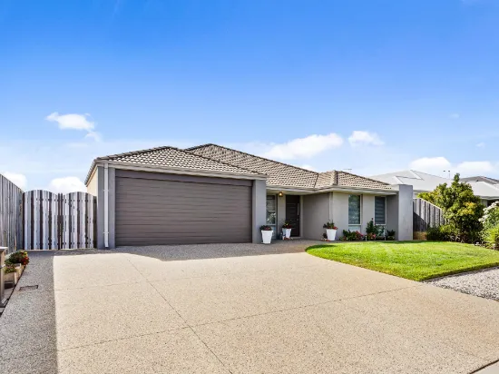 14 Jennerae Bnd, Halls Head, WA, 6210