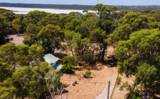 14 Lakeside Terrace, Preston Beach, WA, 6215