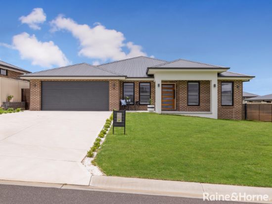 14 Newlands Crescent, Kelso, NSW 2795