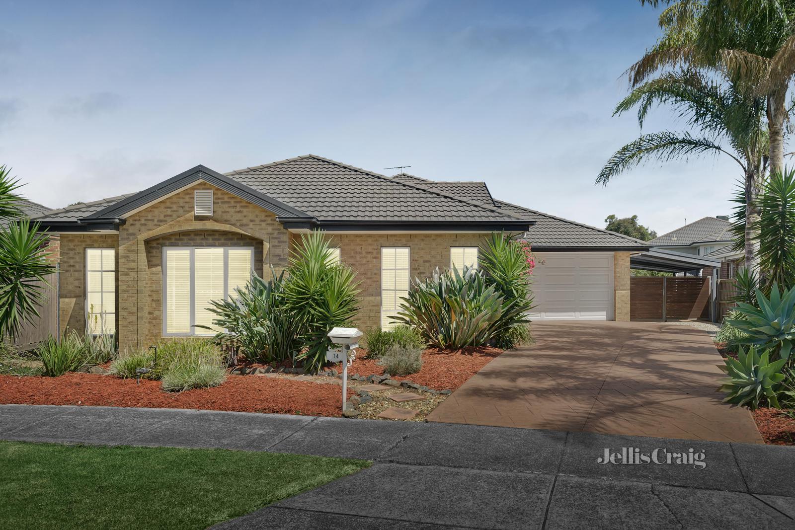 14 Princetown Drive, South Morang, Vic 3752