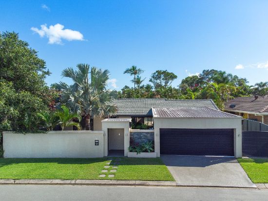 14 Redleaf Court, Burleigh Waters, Qld 4220