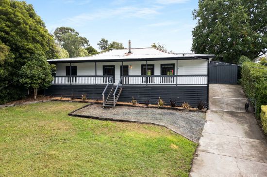 14 Scenic Drive, Launching Place, Vic 3139