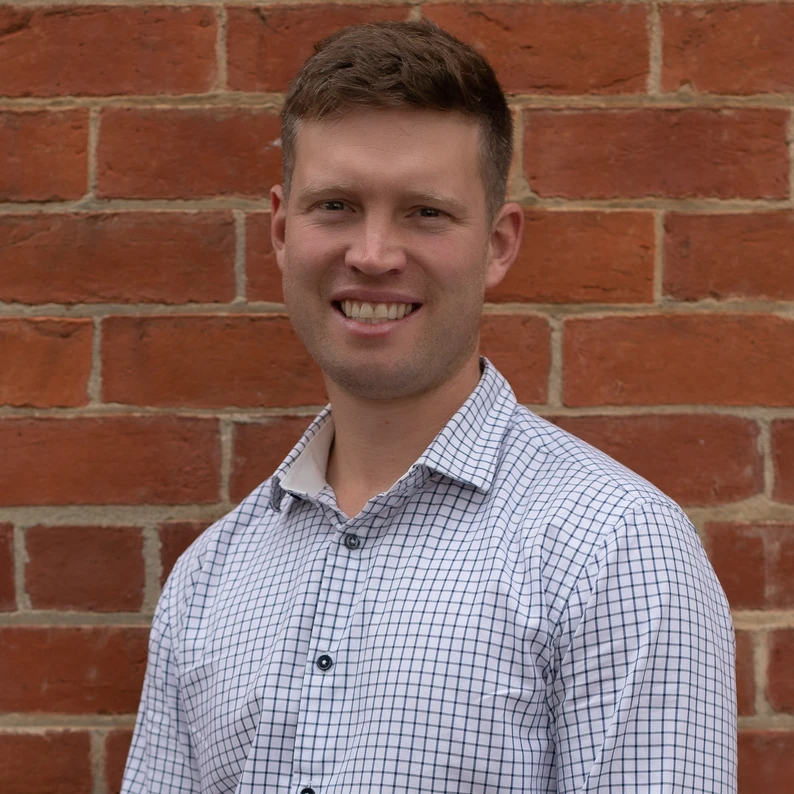 Alex Cables - Real Estate Agent