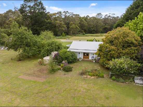 15 Andersons Road, Barkstead, Vic 3364