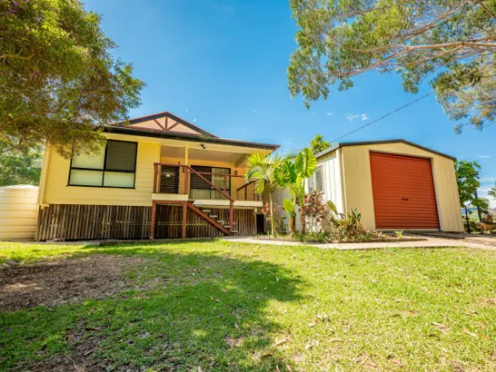 15 Borrows St, Russell Island, QLD, 4184