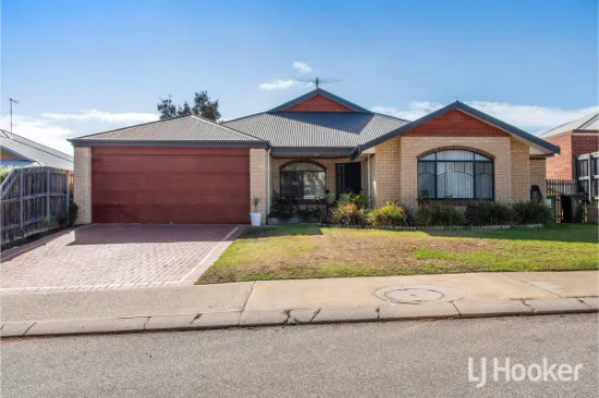 15 Carissa Turn, Halls Head, WA, 6210