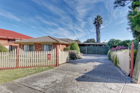 15 Dalton Court, Meadow Heights, Vic 3048