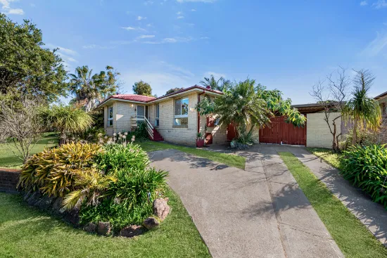 15 Frontignan St, Eschol Park, NSW, 2558