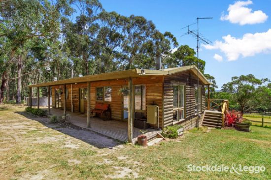 15 Holts Road, Hazelwood South, Vic 3840