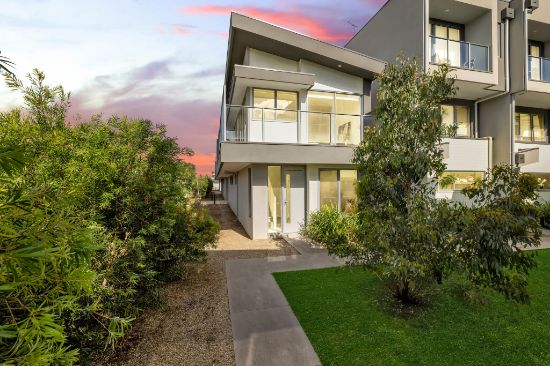 15 Lofty Court, Officer, Vic 3809