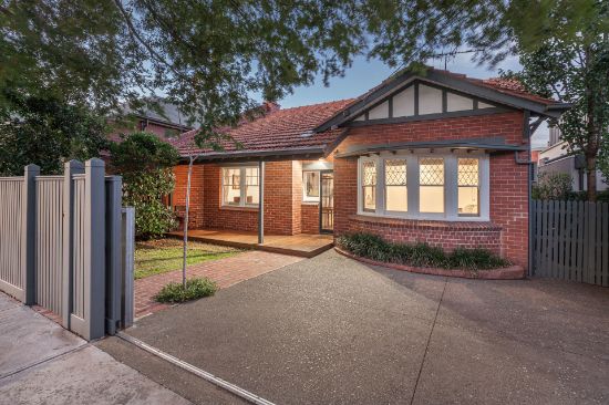 15 Manningtree Road, Hawthorn, Vic 3122