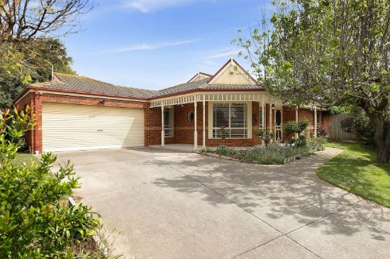 15 Woodvale Court, Bell Park, Vic 3215