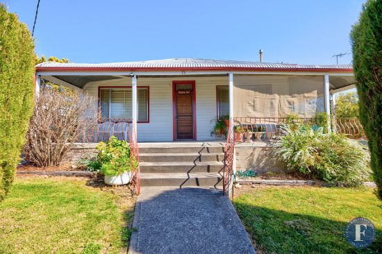 15 Yass Street, Young, NSW 2594