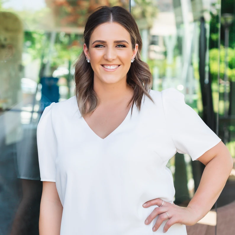 Jess Teakle - Real Estate Agent