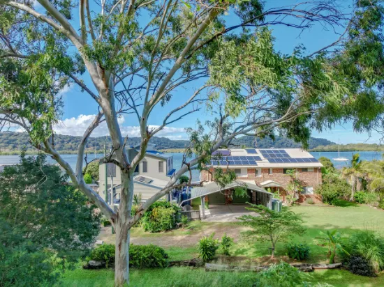 158 Canaipa Point Dr, Russell Island, QLD, 4184