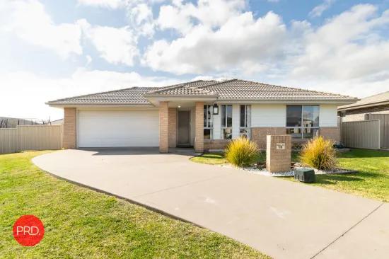 16 Angus Pl, Bungendore, NSW, 2621