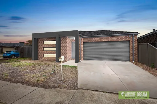 16 Equine Circuit, Melton South, VIC, 3338