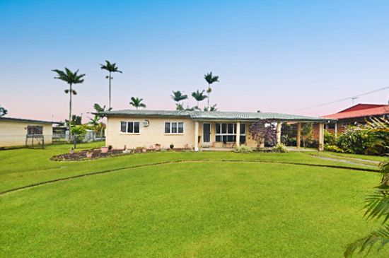 16 Flying Fish Point Road, Innisfail Estate, Qld 4860