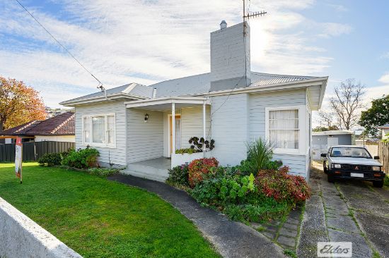 16 Linton Street, Upper Burnie, Tas 7320