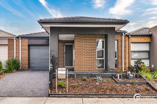16 Pleven Rise, Clyde North, Vic 3978