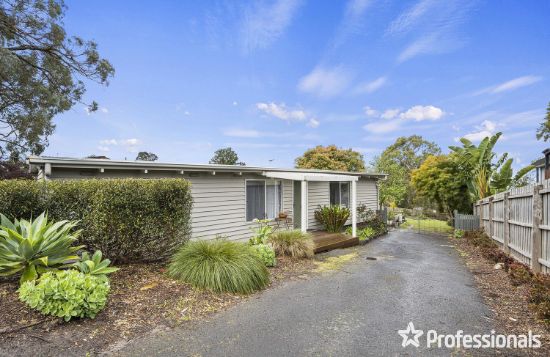 16 Russell Street, Mount Evelyn, Vic 3796