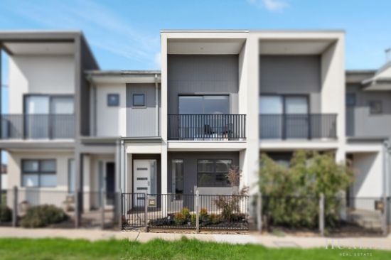 16 Stroll Lane, Fraser Rise, Vic 3336