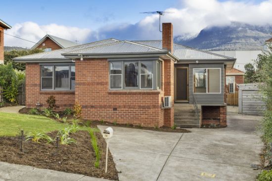 16 Wendover Place, New Town, Tas 7008
