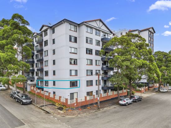 162/208-226 Pacific Highway, Hornsby, NSW 2077