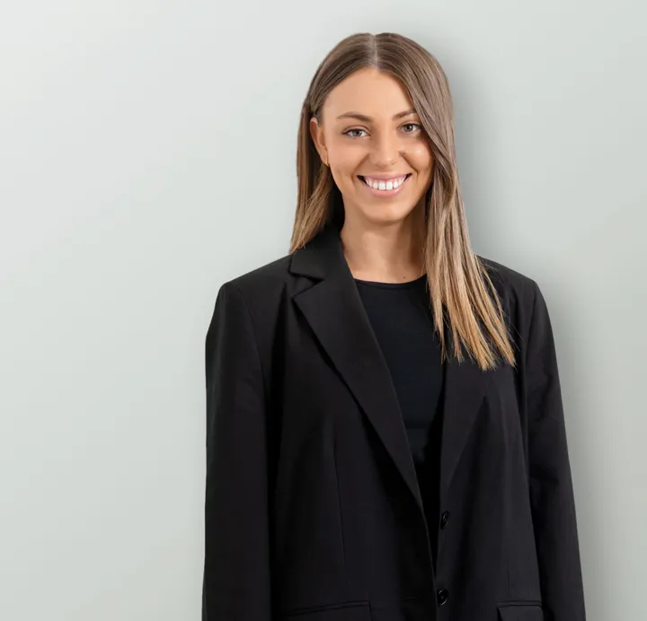 Alidia Ferrari - Real Estate Agent