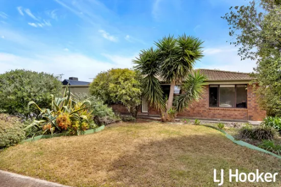 17 Causby Cres, Willaston, SA, 5118