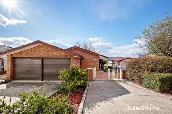 17 Hadleigh Circuit, Isabella Plains, ACT, 2905