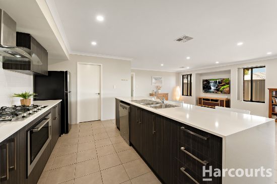 17 Hawley Way, Madora Bay, WA 6210