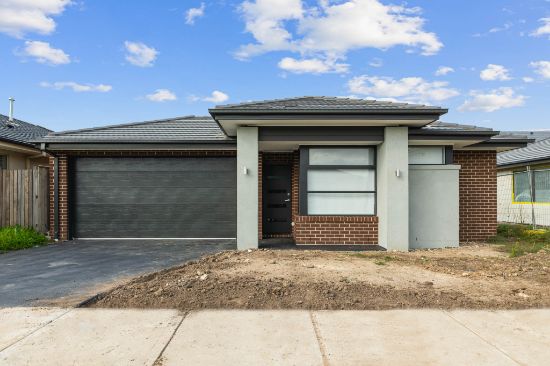17 Langwarrin Crescent, Clyde North, Vic 3978