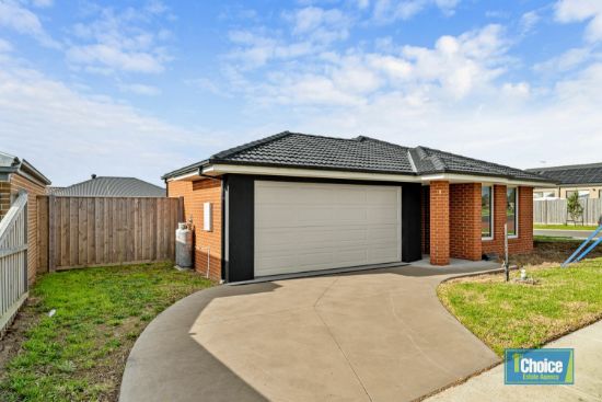 17 Nouvel Cres, Corinella, Vic 3984