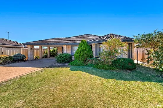 17 Perendale Loop, Eaton, WA, 6232