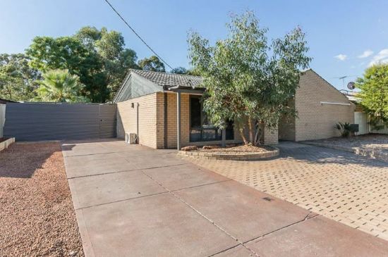 17 Southern River Rd, Gosnells, WA 6110