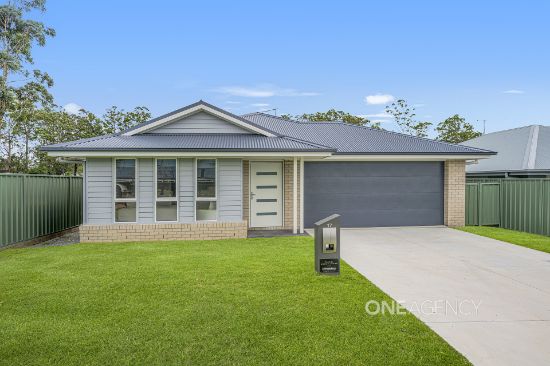 17 Spotted Gum Boulevard, Wauchope, NSW 2446