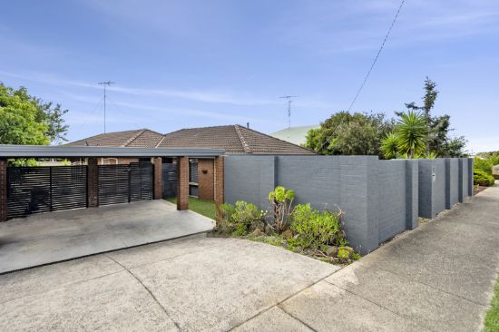 17 Woodleigh Close, Leopold, Vic 3224