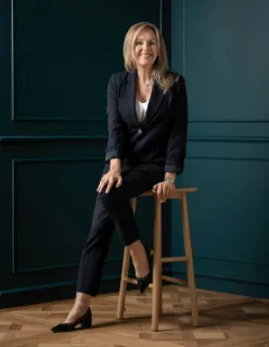 Fiona Counsel - Real Estate Agent Fiona Counsel - Real Estate Agent