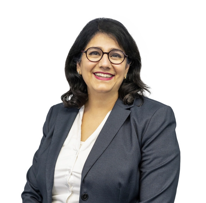 Aarti Puri Real Estate Agent