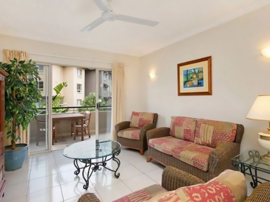 1724/2-10 Greenslopes Street, Cairns North, Qld 4870