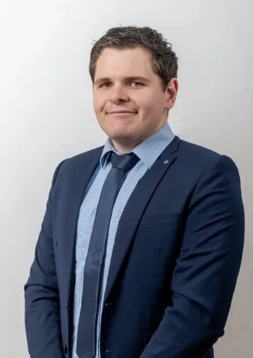 Zack Hutchinson - Real Estate Agent at REAL Estate Agents Group - Adelaide
