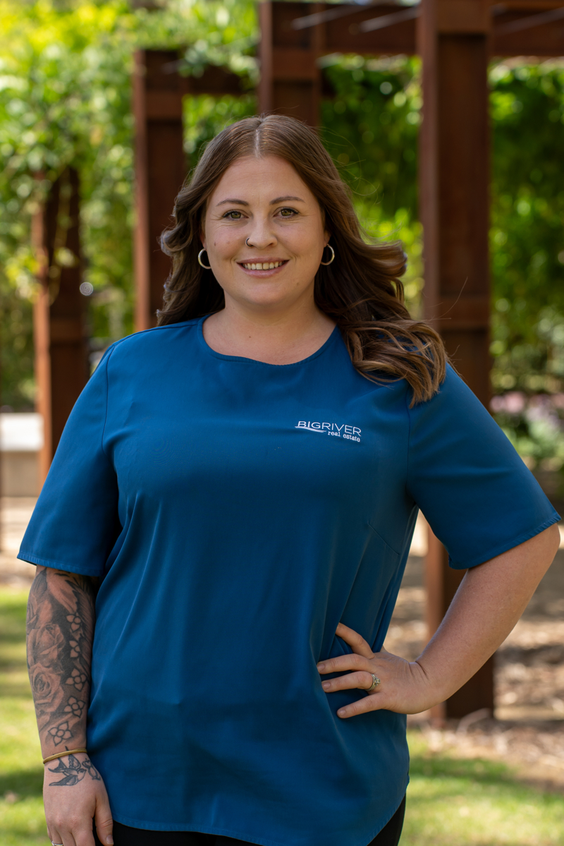 Ashleigh Londrigan - Real Estate Agent