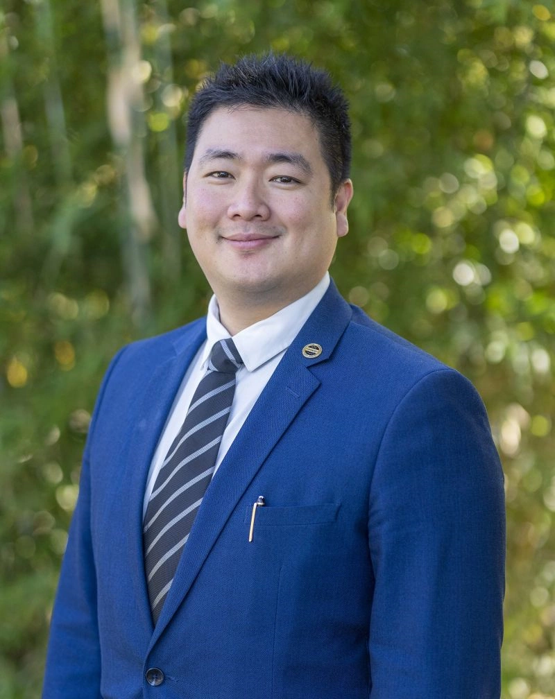 Ivan Chua - Real Estate Agent