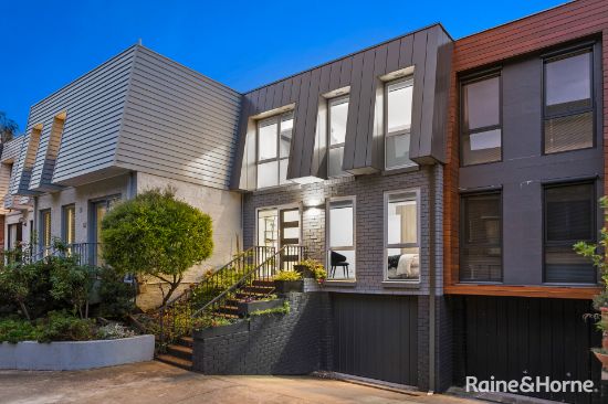 18/8 The Strand, Williamstown, Vic 3016