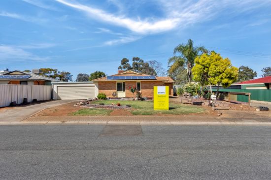 18 Bagalowie Crescent, Smithfield, SA 5114