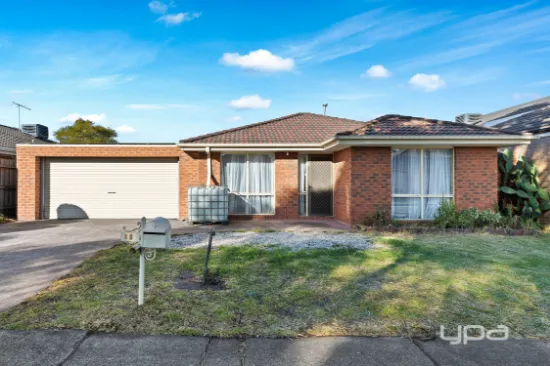 18 Drystone Crescent, Cairnlea, VIC, 3023