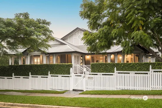 18 Henzell Terrace, Greenslopes, QLD, 4120
