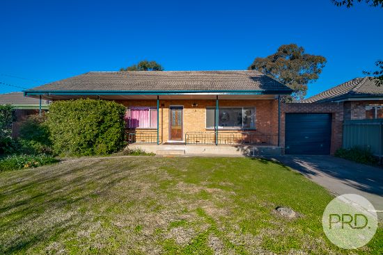 18 Higgins Avenue, Wagga Wagga, NSW 2650